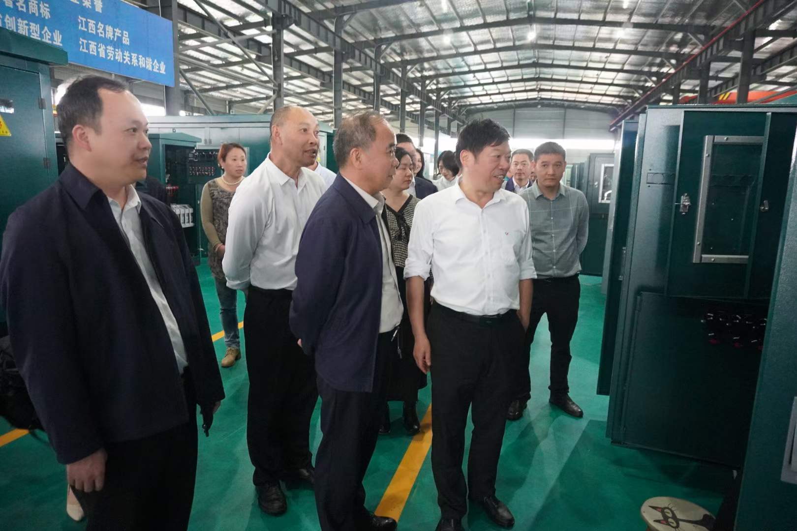 省中小企业协会会长饶剑明率南昌部分企业家到我司旅行考察_OB欧宝 | 电压互感器 | 非晶合金变压器 | 干式变压器 | 油浸式变压器