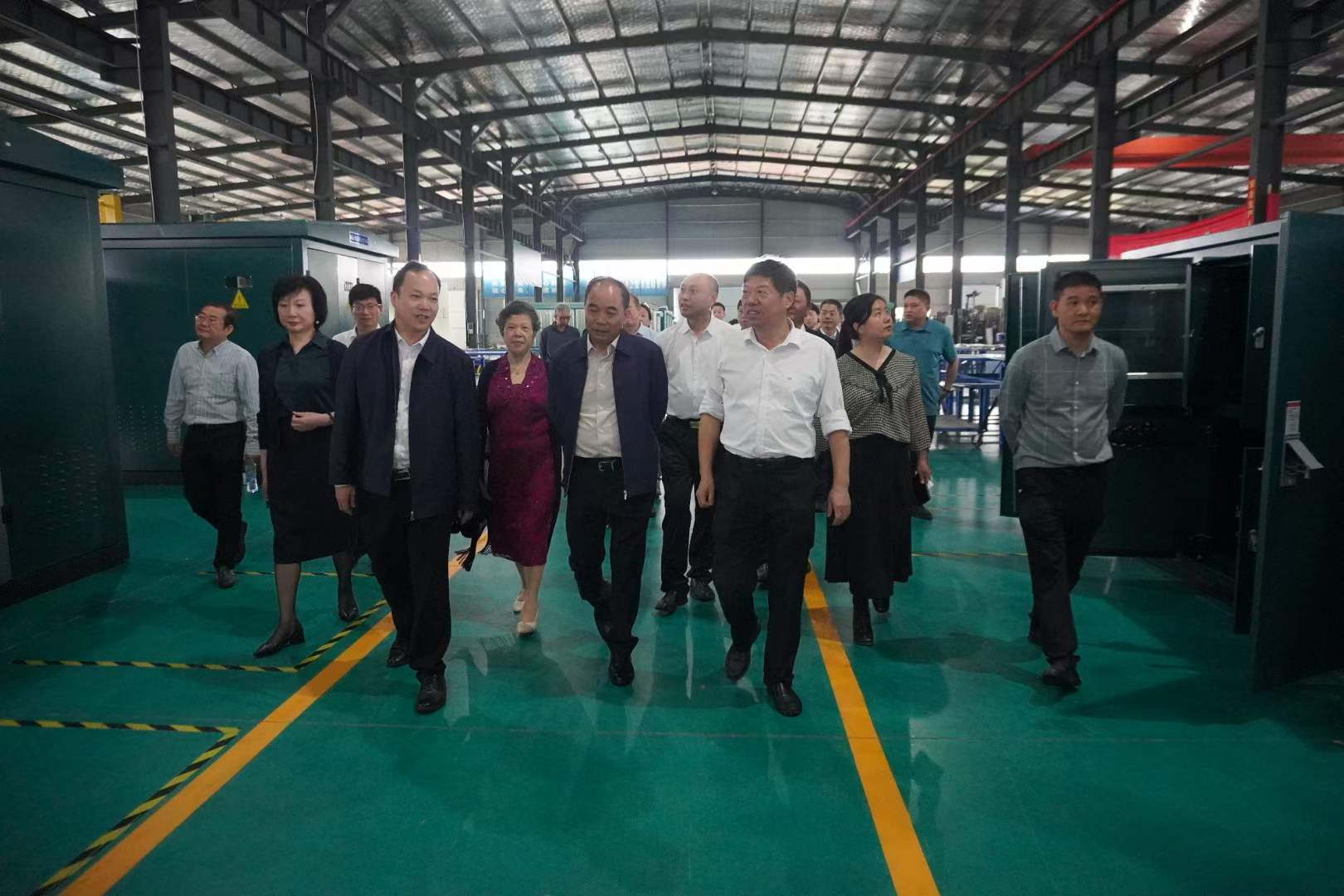 省中小企业协会会长饶剑明率南昌部分企业家到我司旅行考察_OB欧宝 | 电压互感器 | 非晶合金变压器 | 干式变压器 | 油浸式变压器
